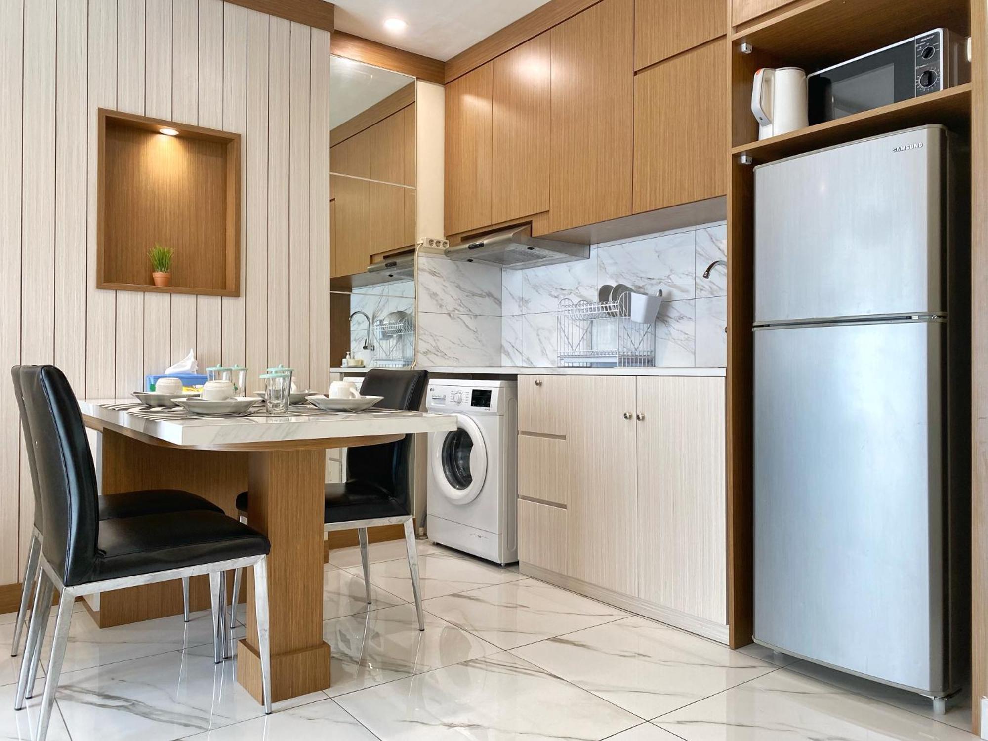 Ravarine Suite Apartment Джакарта Екстер'єр фото
