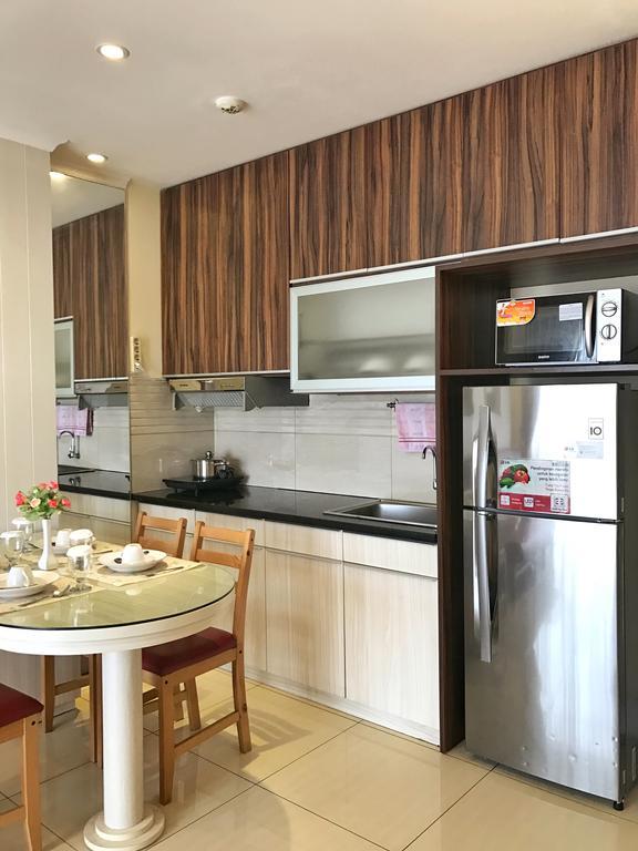 Ravarine Suite Apartment Джакарта Екстер'єр фото