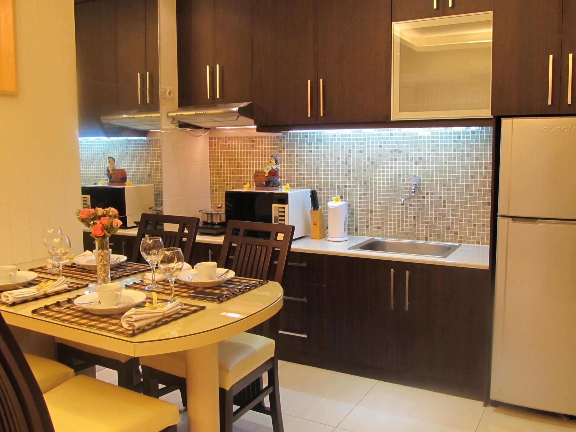 Ravarine Suite Apartment Джакарта Екстер'єр фото